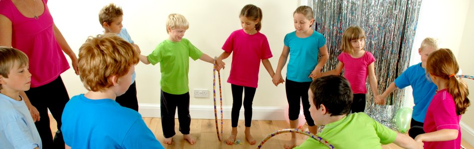 Circle time in a Yoga for Kids class